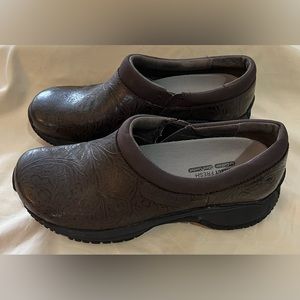 Merrell Women’s Clog Mules